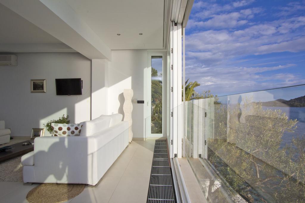 Casa Mano Tribunj With Beach Room photo