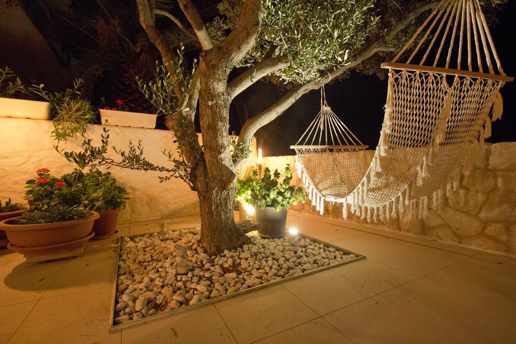 Casa Mano Tribunj With Beach Exterior photo
