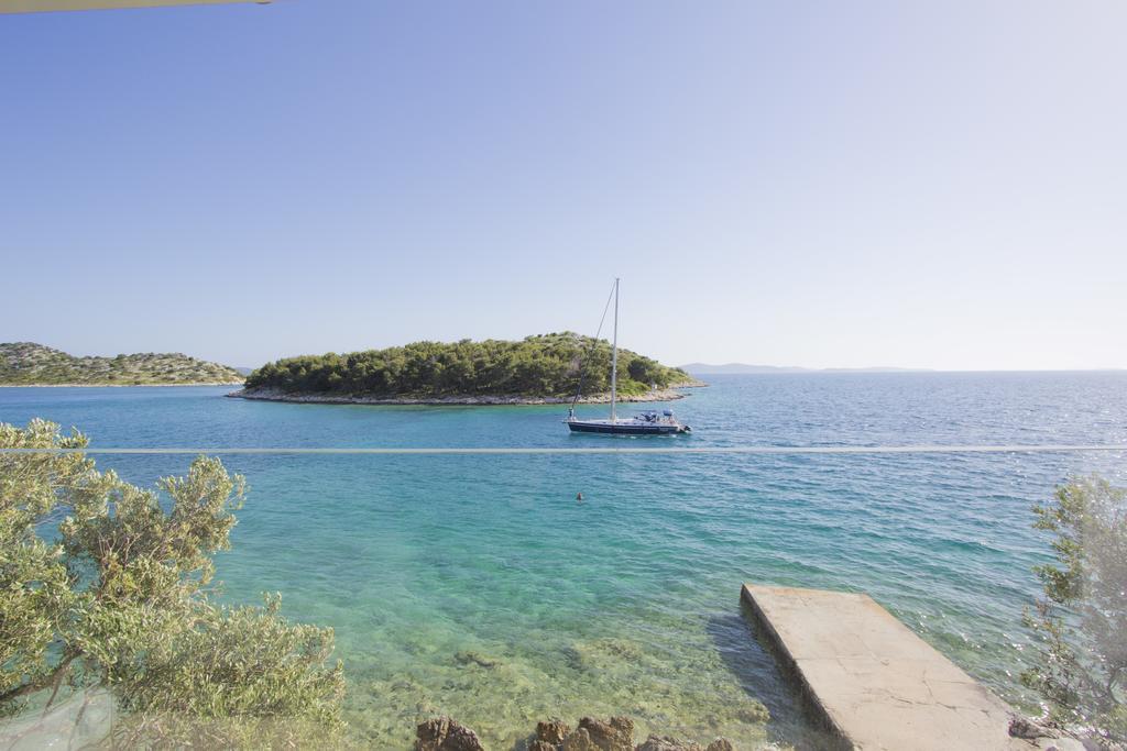 Casa Mano Tribunj With Beach Exterior photo