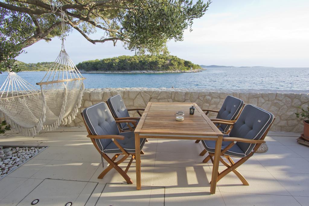 Casa Mano Tribunj With Beach Exterior photo