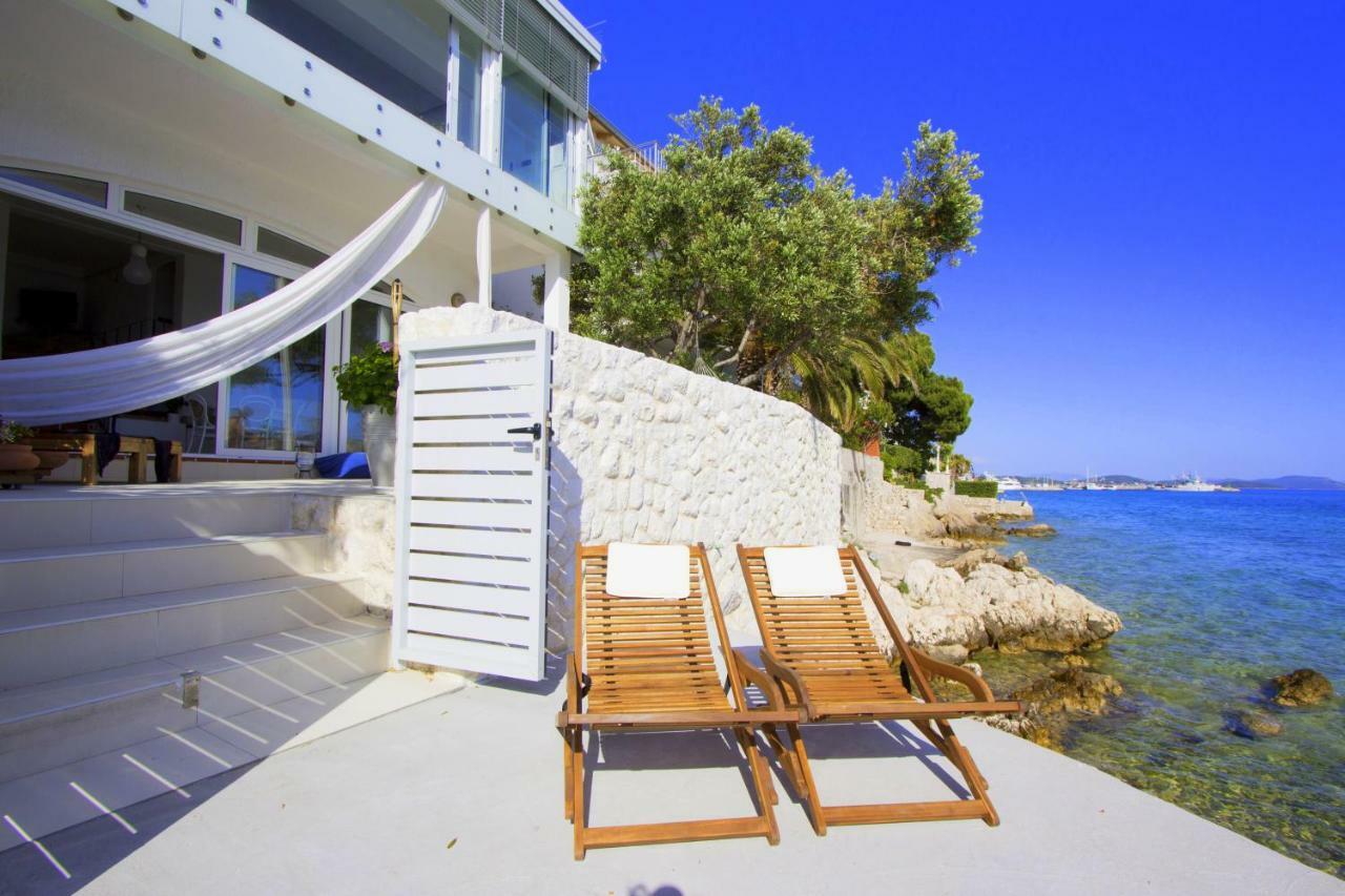 Casa Mano Tribunj With Beach Exterior photo